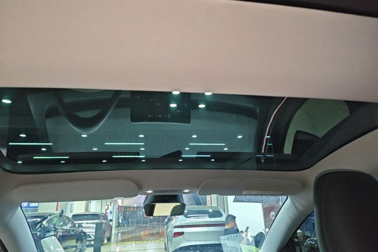 Tesla Model 3 2023 #18 Tesla Model 3 2023 car image #18