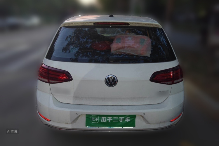Volkswagen Golf 2020 car image #6