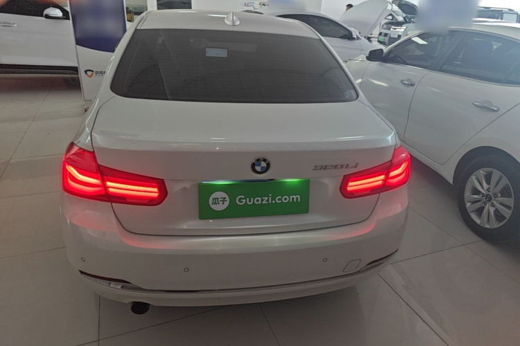 BMW 3 Series 2016 car image #6