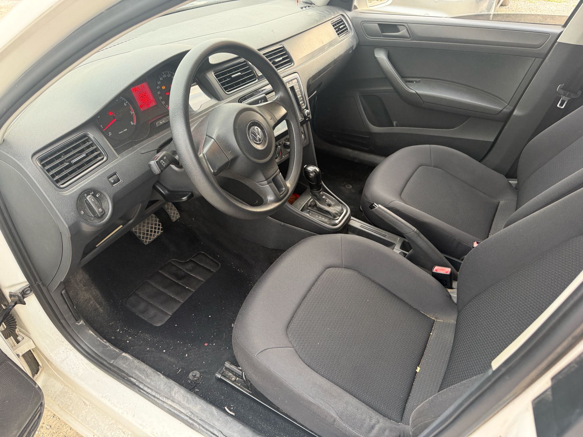 Volkswagen Santana 2013 immagine di auto #2