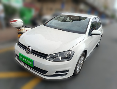 Volkswagen Golf 2017 car image 