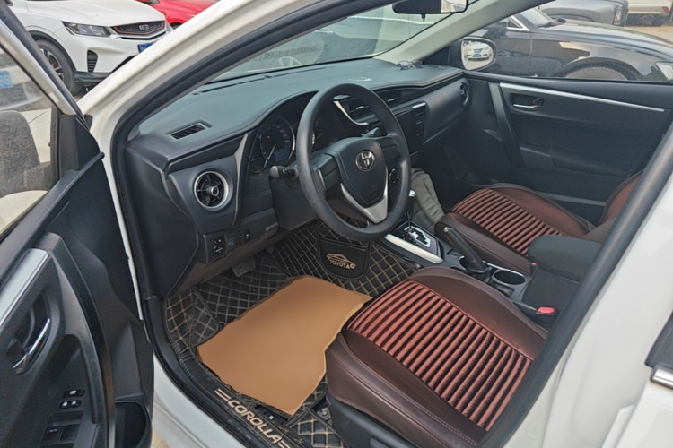 Toyota Corolla 2019 car image #16