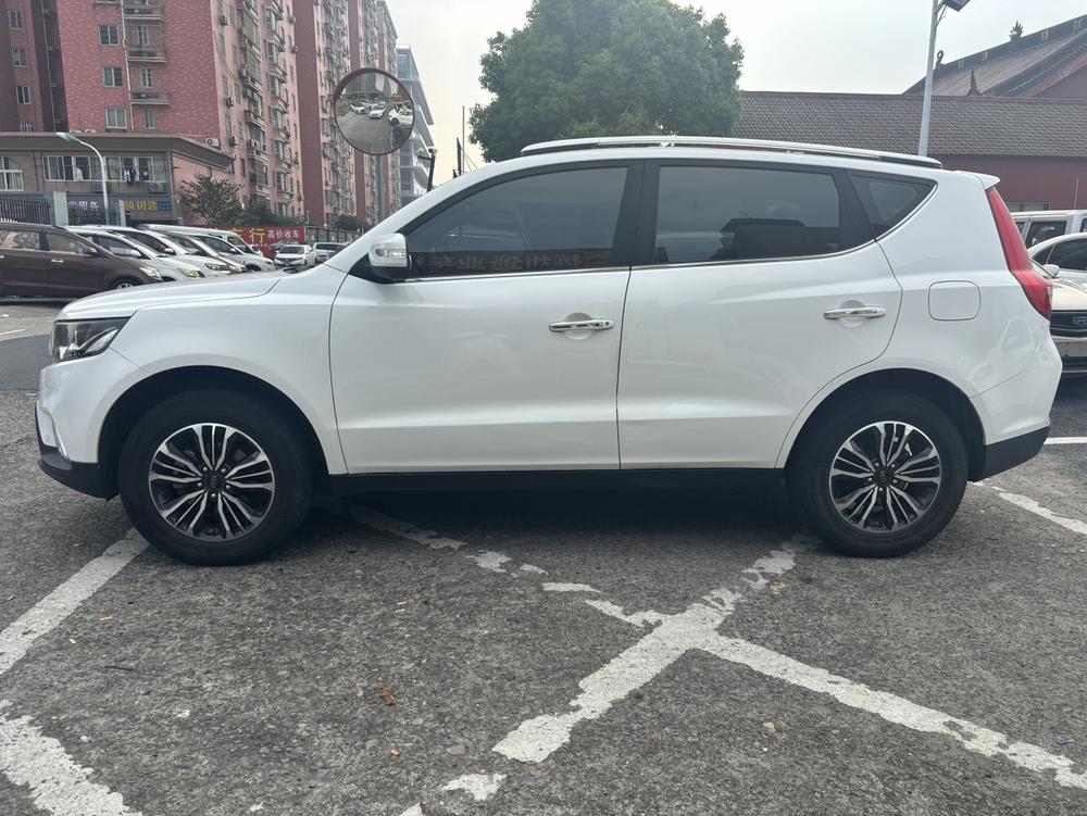 GEELY Vision X6 2017 car image #3