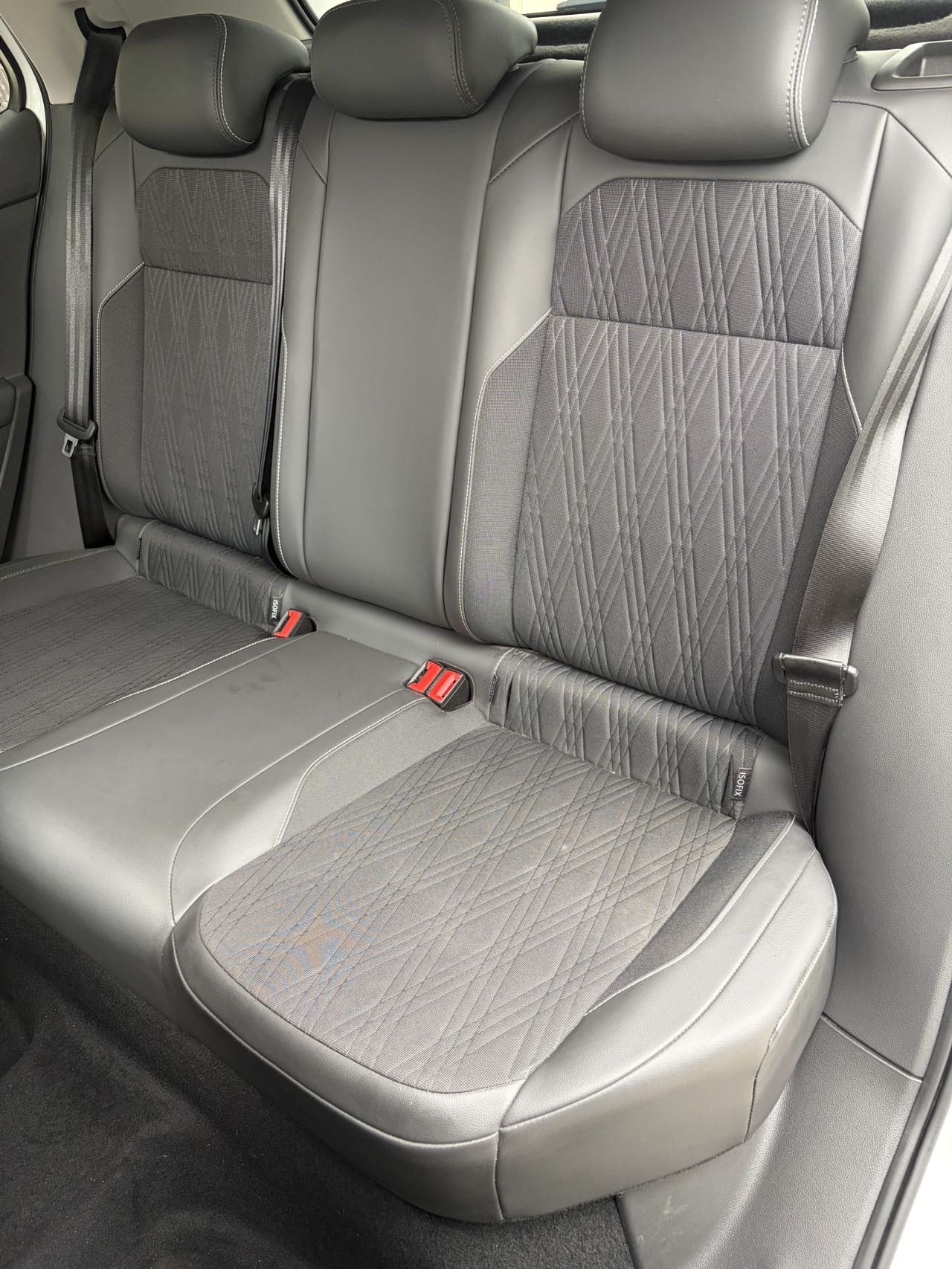 Volkswagen T-Cross 2021 immagine di auto #5