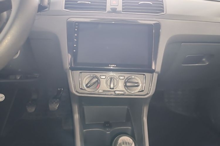 Volkswagen Santana 2020 immagine di auto #13