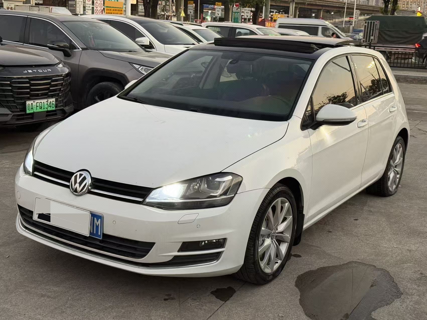 Volkswagen Golf 2015 Volkswagen Golf 2015 صورة سيارة