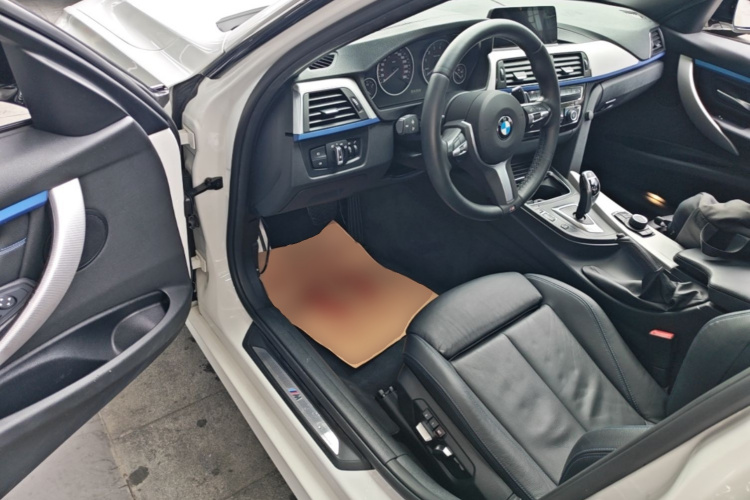 BMW 3 Series 2019 #16 BMW 3 Series 2019 car image #16