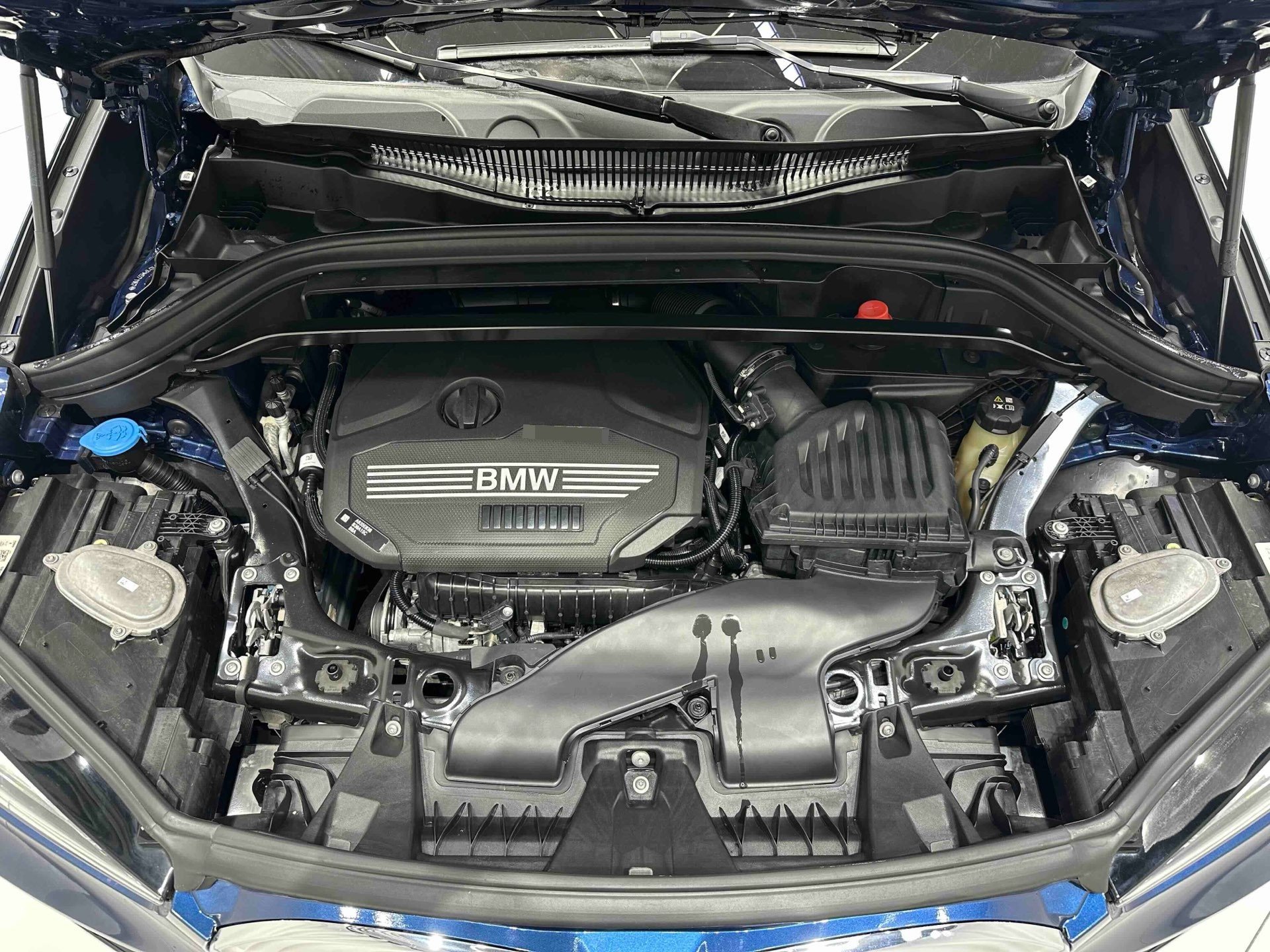 2023 car image #14