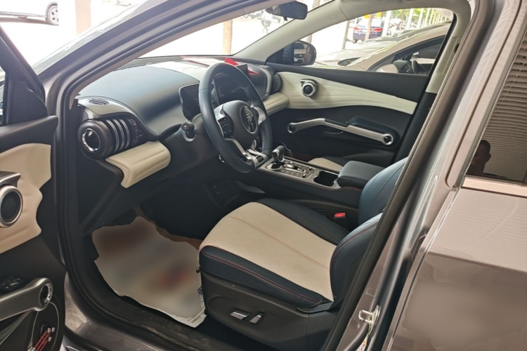 BYD Yuan Plus 2022 immagine di auto #15