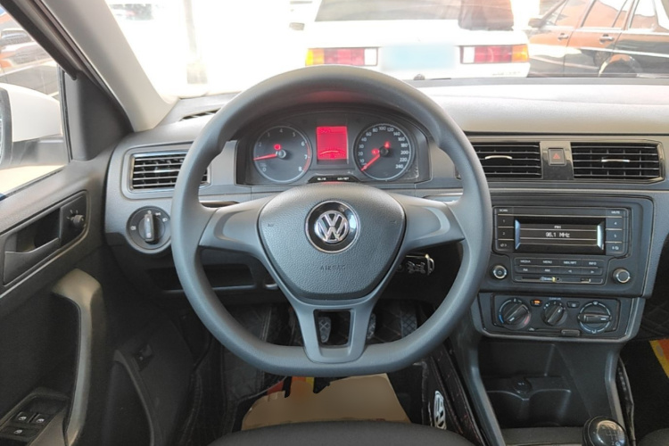 Volkswagen Santana 2017 #11 Volkswagen Santana 2017 car image #11