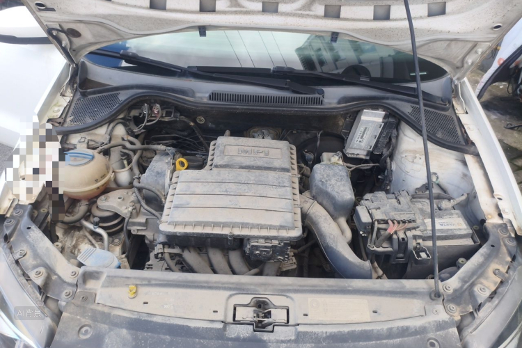 Volkswagen Polo 2015 car image #22