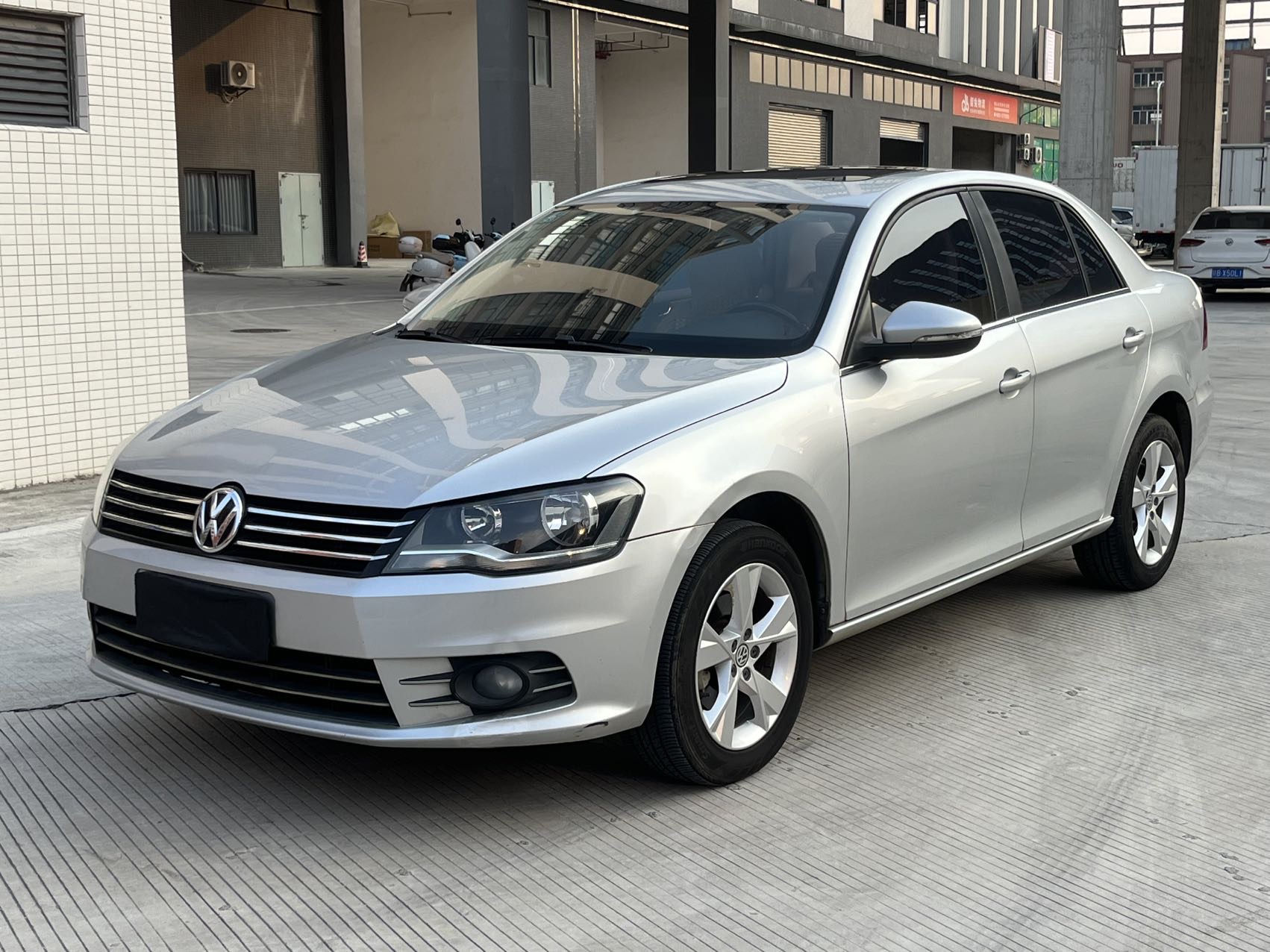 Volkswagen Bora 2015 Volkswagen Bora 2015 car image