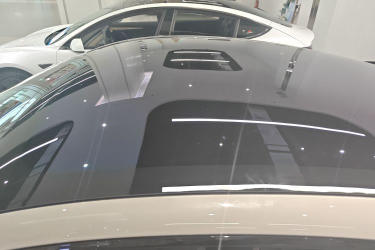 MI SU7 2024 image de voiture #29