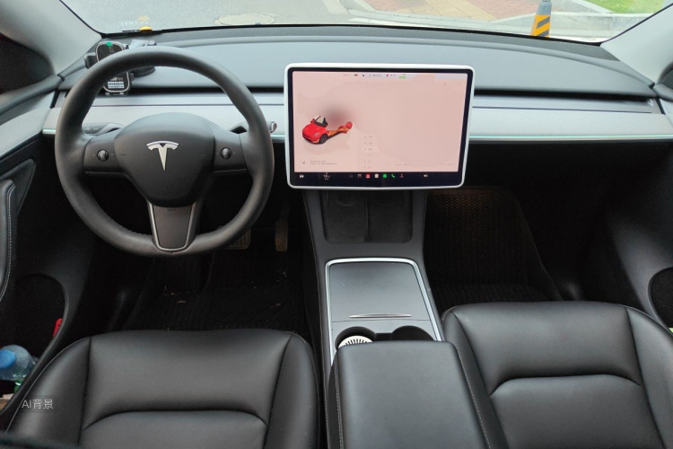 Tesla Model Y 2023 car image #11