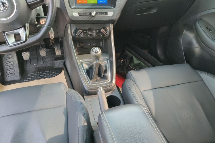 MG ZS 2019 صورة سيارة #14