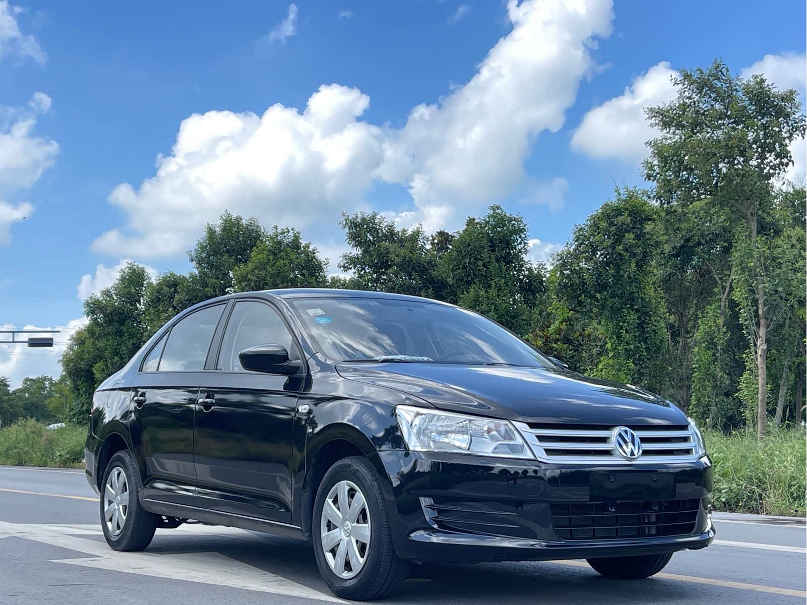 Volkswagen Santana 2013 immagine di auto #3