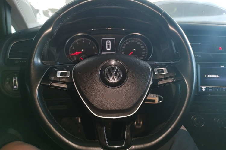 Volkswagen Golf 2018 #11 Volkswagen Golf 2018 car image #11
