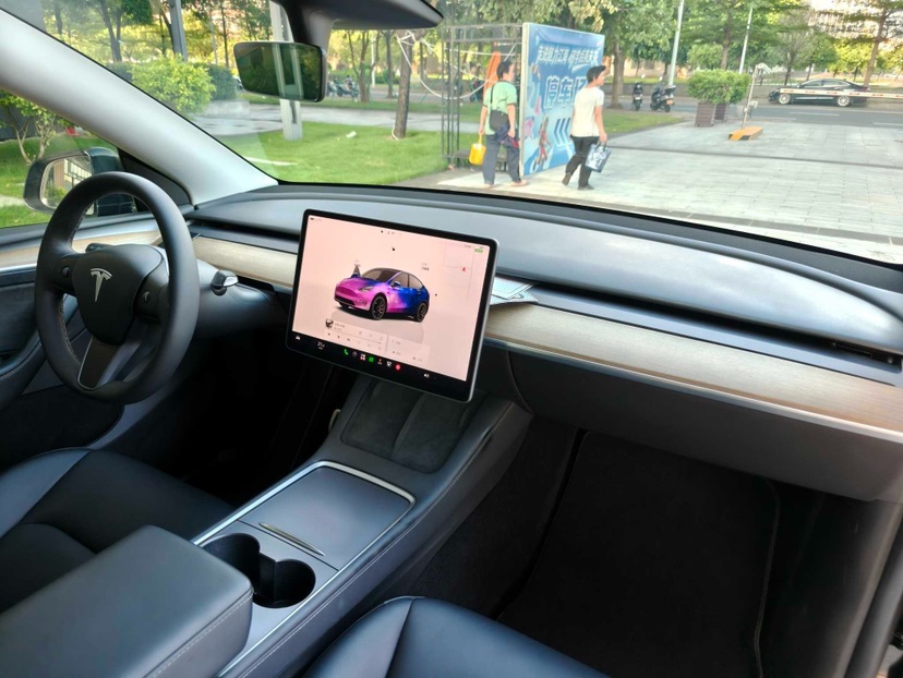 Tesla Model Y 2022 #4 Tesla Model Y 2022 immagine di auto #4