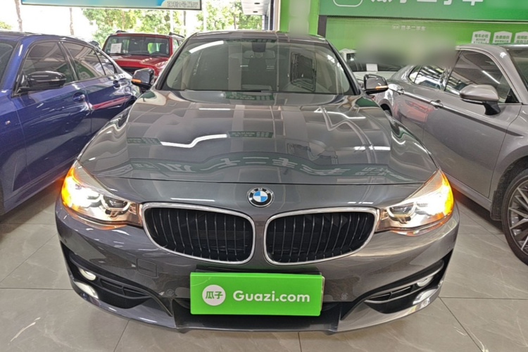 BMW 3 Series GT 2018 car image #3