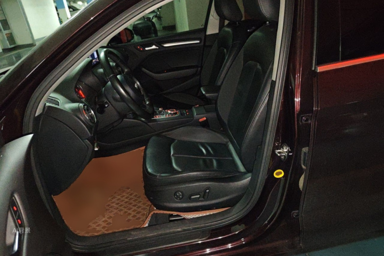 Audi A3 2014 car image #17