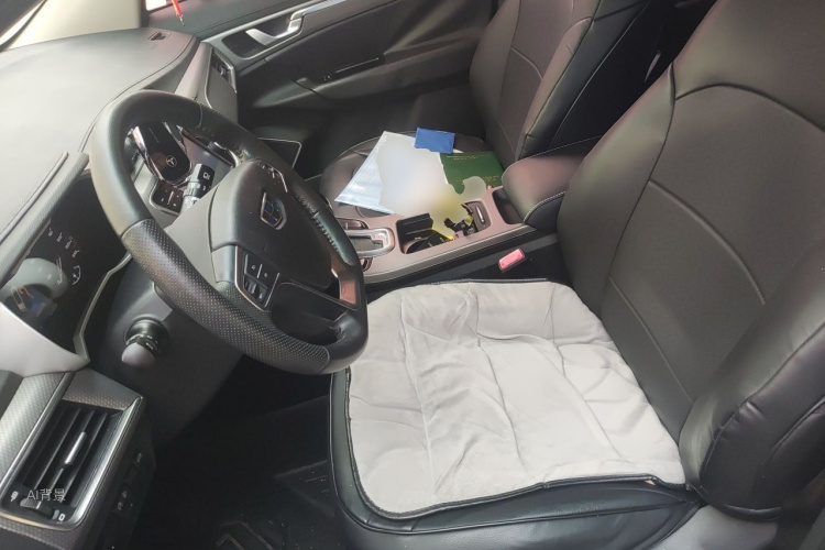 GEELY Emgrand GS 2017 car image #17