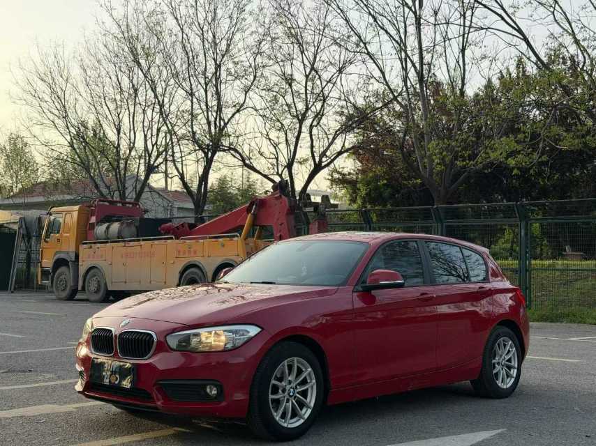 BMW 1 Series (Imported) 2015 BMW 1 Series (Imported) 2015 car image
