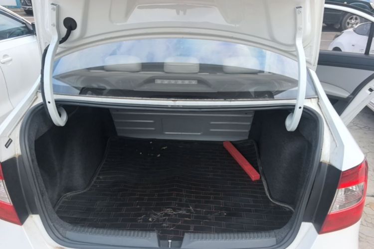 2016 immagine di auto #19