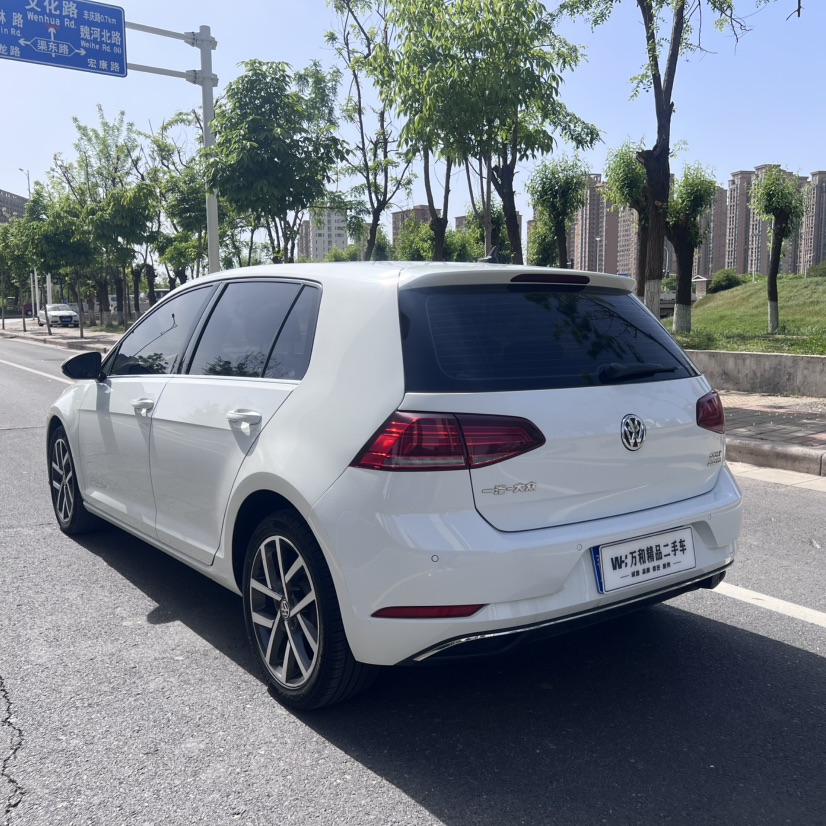 Volkswagen Golf 2020 #4 Volkswagen Golf 2020 car image #4