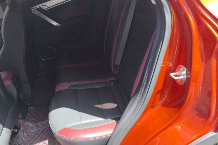 GEELY Coolray 2021 immagine di auto #19