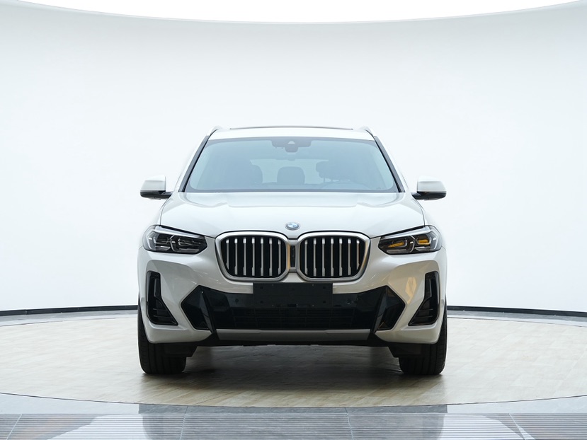 BMW X3 2024 #2 BMW X3 2024 car image #2