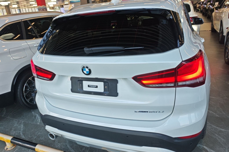 BMW X1 2021 #6 BMW X1 2021 car image #6