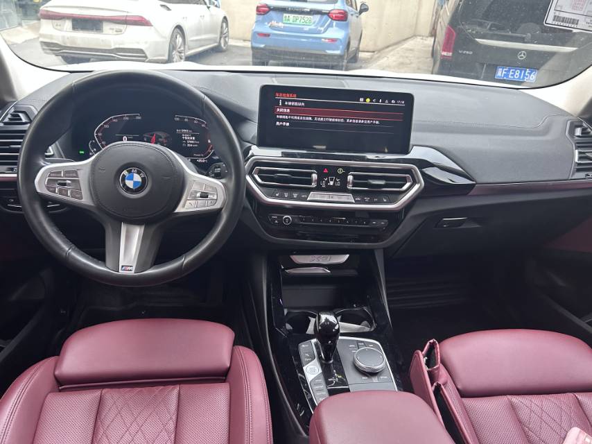 BMW X3 2024 car image #3