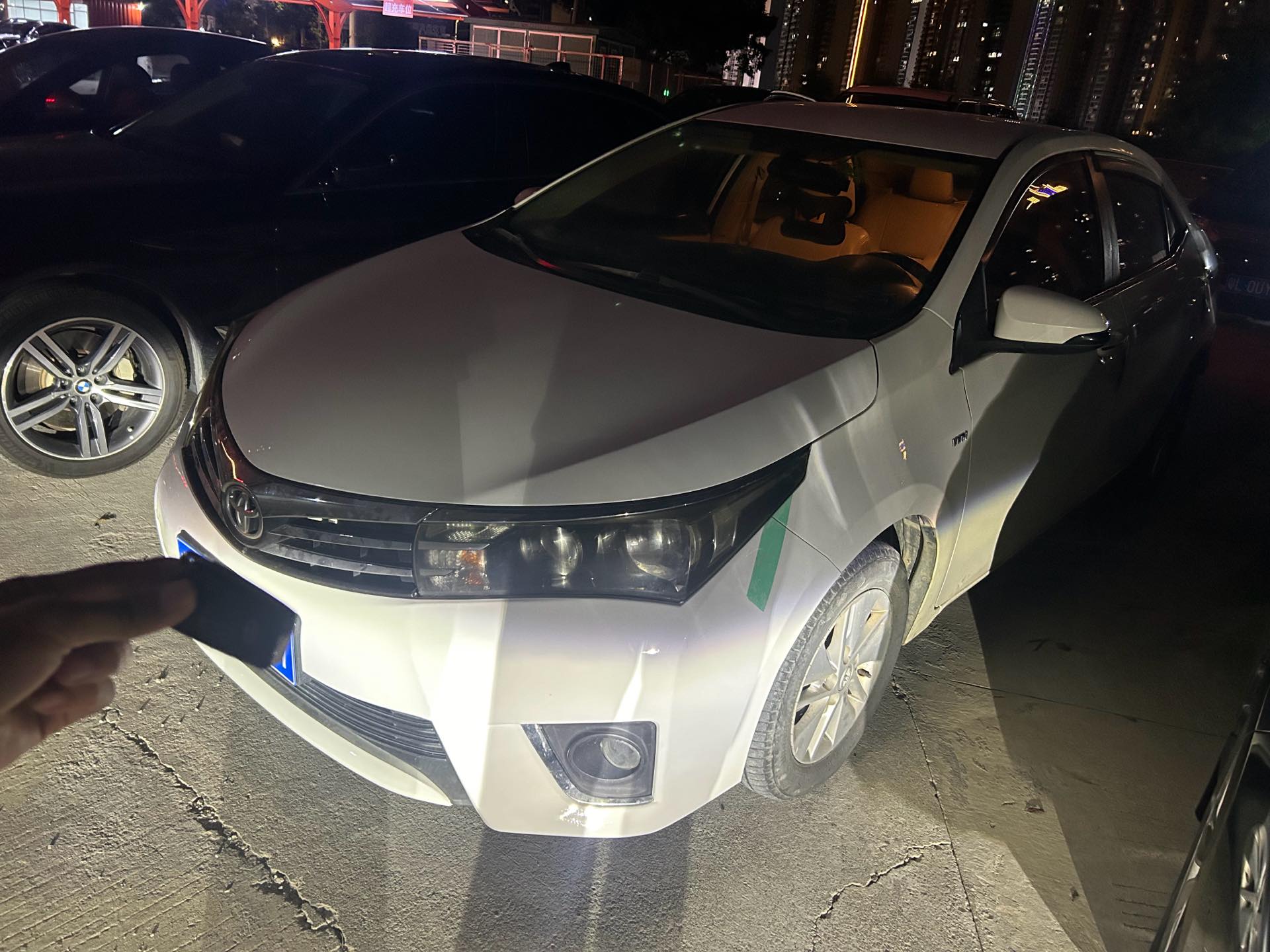 Toyota Corolla 2015 Toyota Corolla 2015 car image