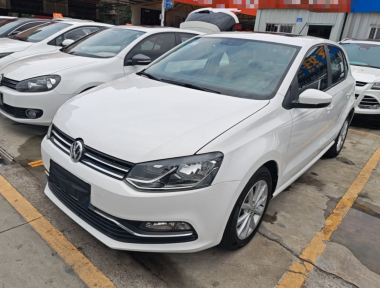 Volkswagen Polo 2016 Volkswagen Polo 2016 immagine di auto