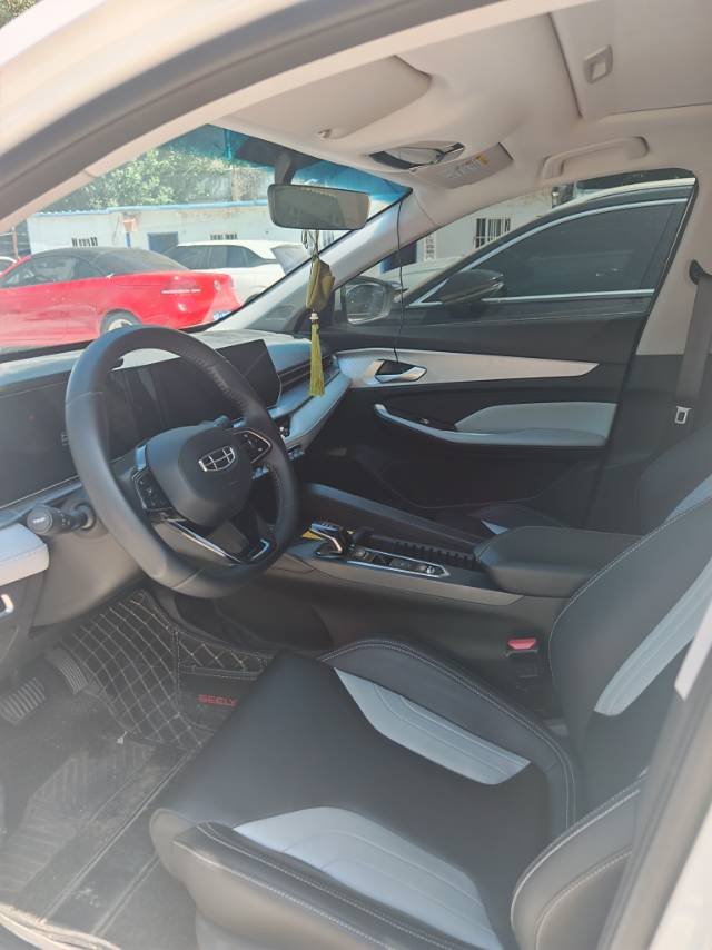 GEELY Binray 2023 #4 GEELY Binray 2023 imagen de coche #4