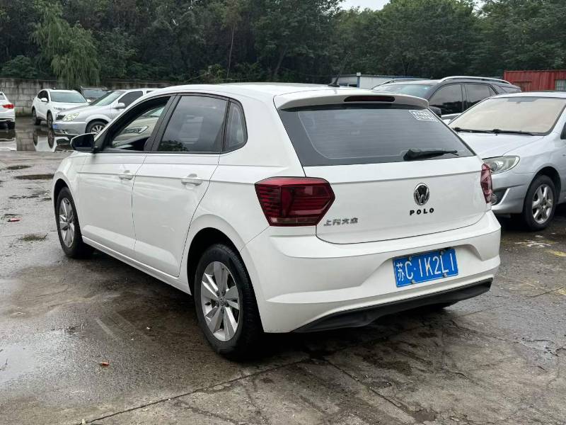 Volkswagen Polo 2019 car image #7
