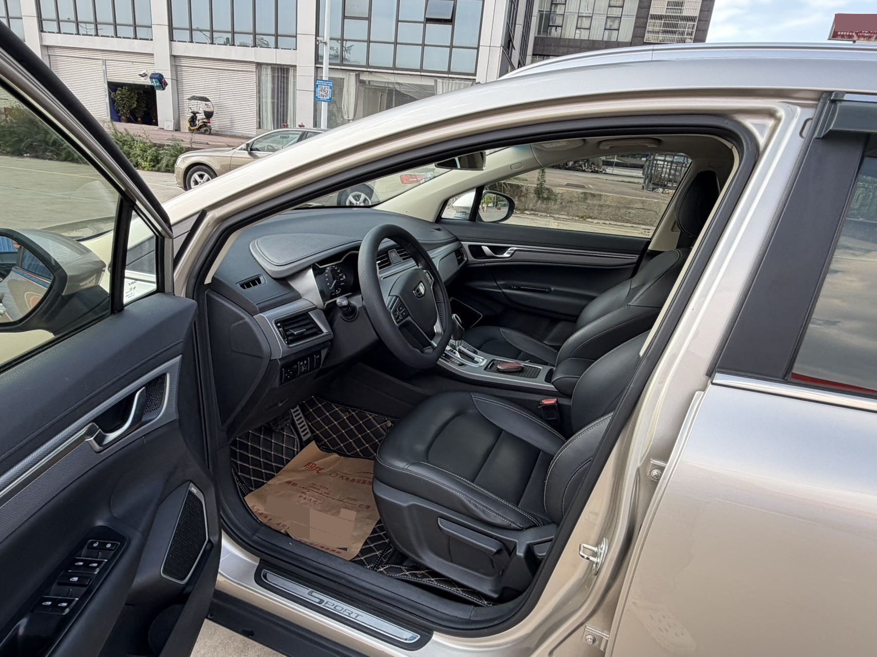 GEELY Emgrand GS 2019 car image #4