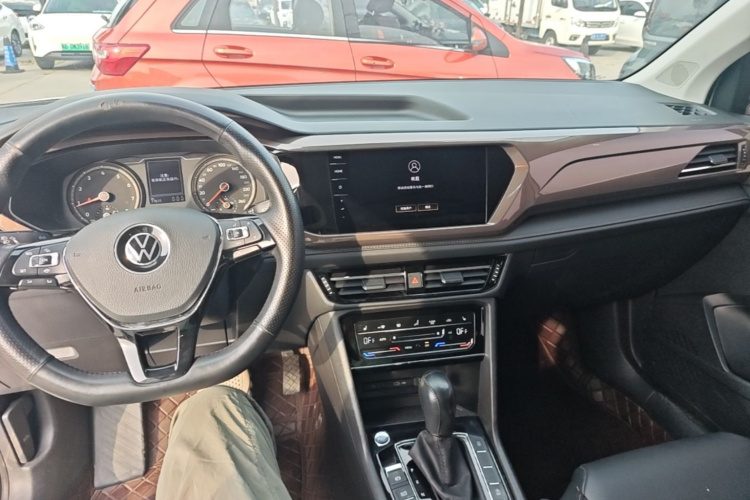 Volkswagen Tharu 2021 #11 Volkswagen Tharu 2021 immagine di auto #11