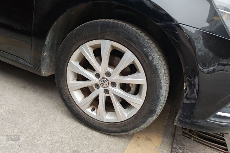 Volkswagen Lavida 2018 car image #9