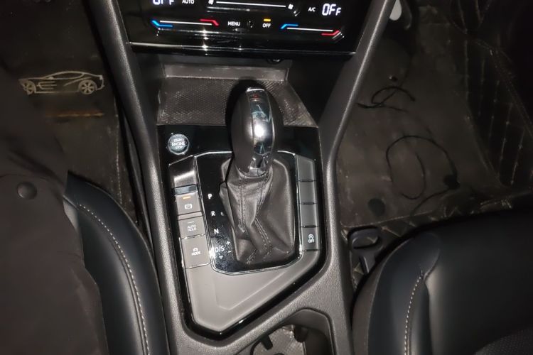 Volkswagen Tharu 2022 car image #14