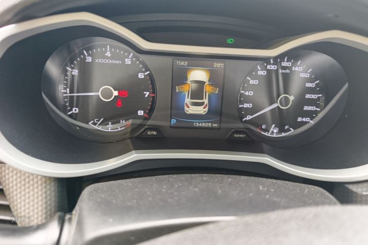 GEELY Emgrand GS 2017 car image #13