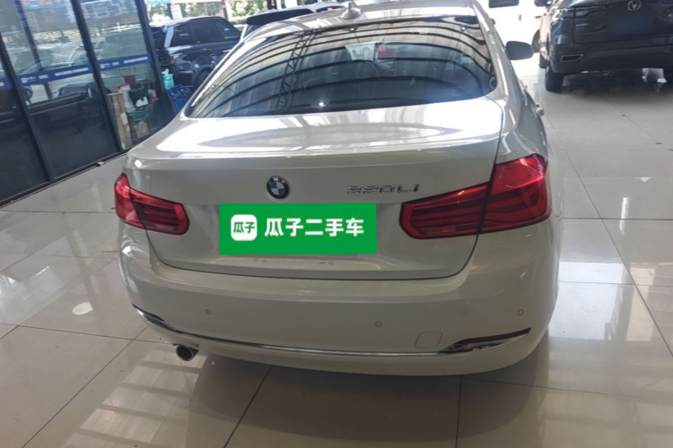 BMW 3 Series 2016 car image #4