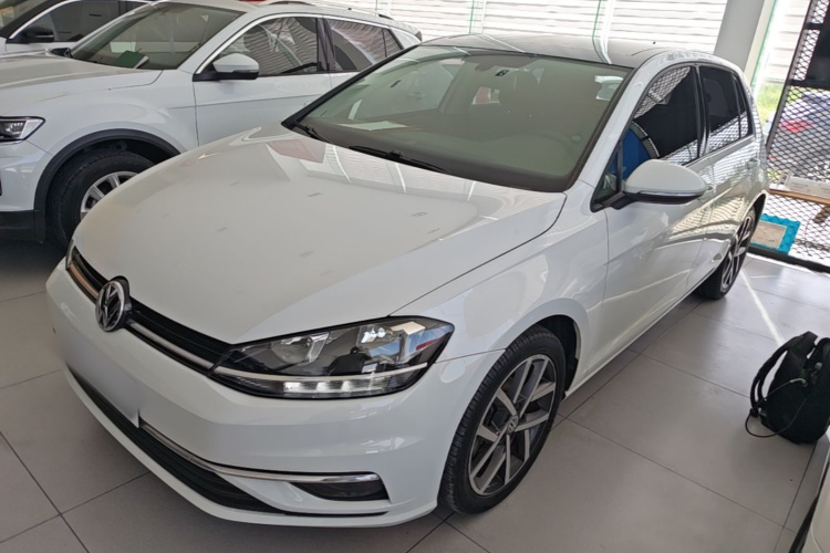 Volkswagen Golf 2020 #2 Volkswagen Golf 2020 car image #2