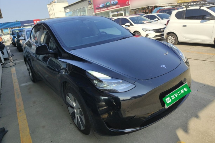 Tesla Model Y 2022 #6 Tesla Model Y 2022 immagine di auto #6