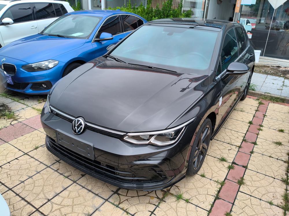 Volkswagen Golf 2023 car image 