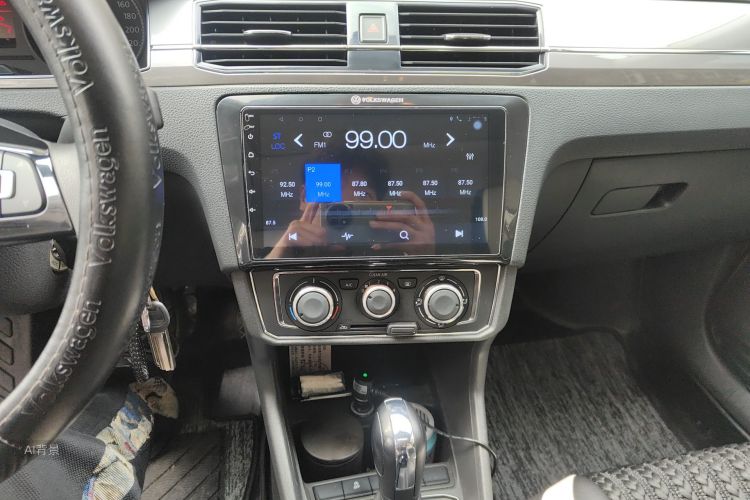 Volkswagen Santana 2019 car image #15