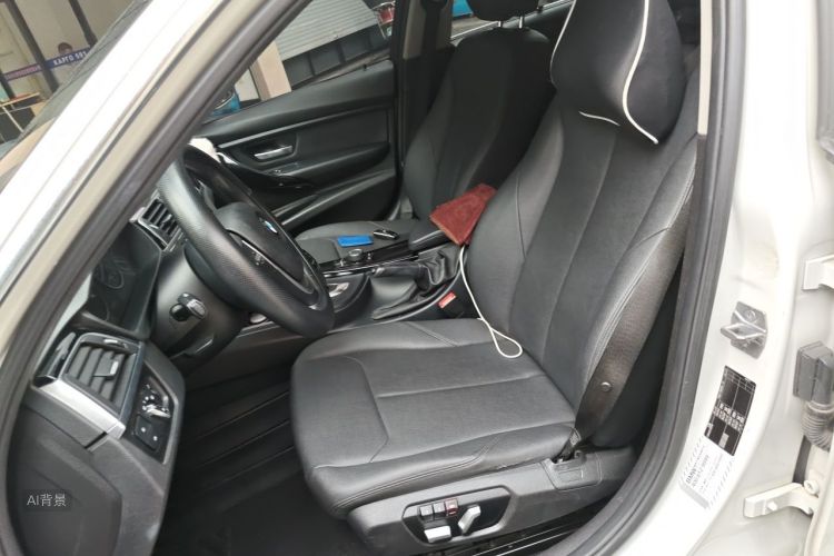 BMW 3 Series 2017 car image #17