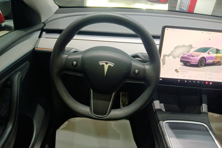 Tesla Model Y 2023 #11 Tesla Model Y 2023 car image #11