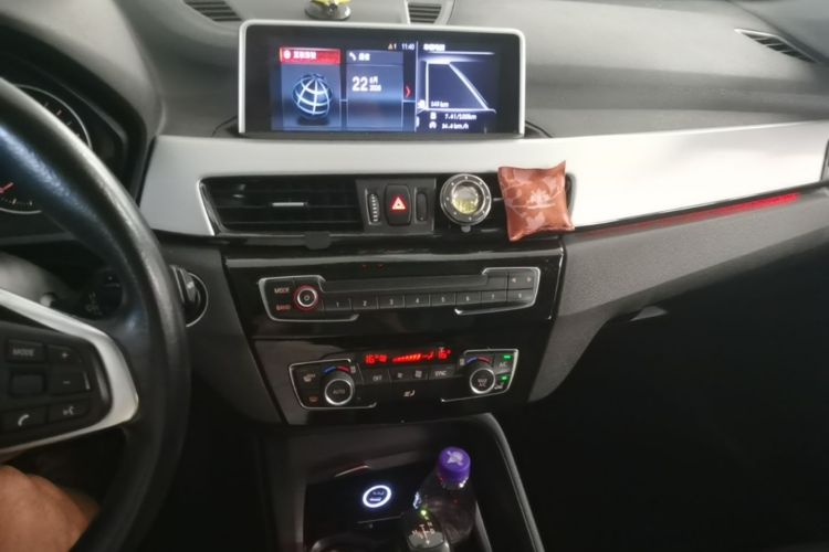 BMW X1 2017 #13 BMW X1 2017 car image #13