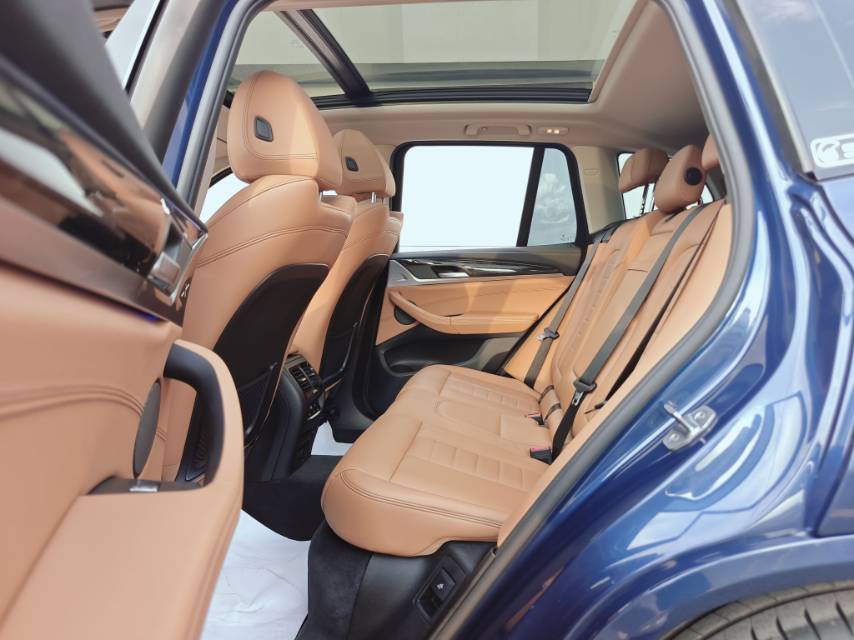 BMW X3 2019 #7 BMW X3 2019 car image #7